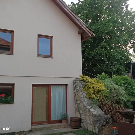 Fejesvoelgy Studioapartman Veszprem